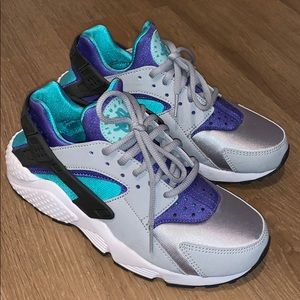 Nike huaraches